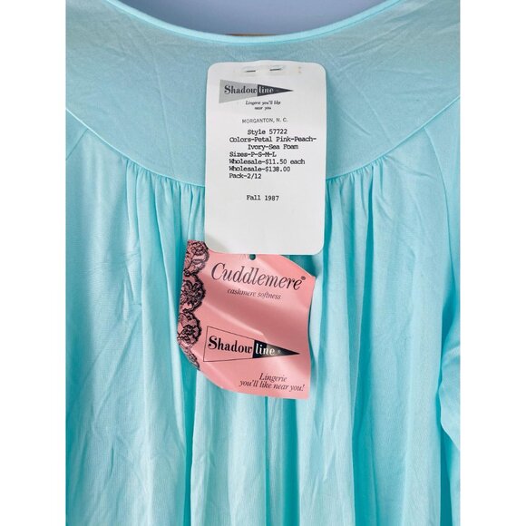 Vintage NWT Shadowline Cuddlemere Nightgown with Embroidered Detail, Size Small - Picture 5 of 10